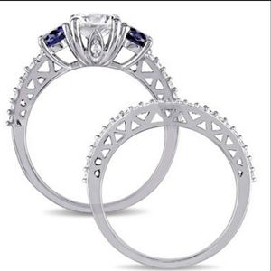 Beautiful Sapphire and Diamond set